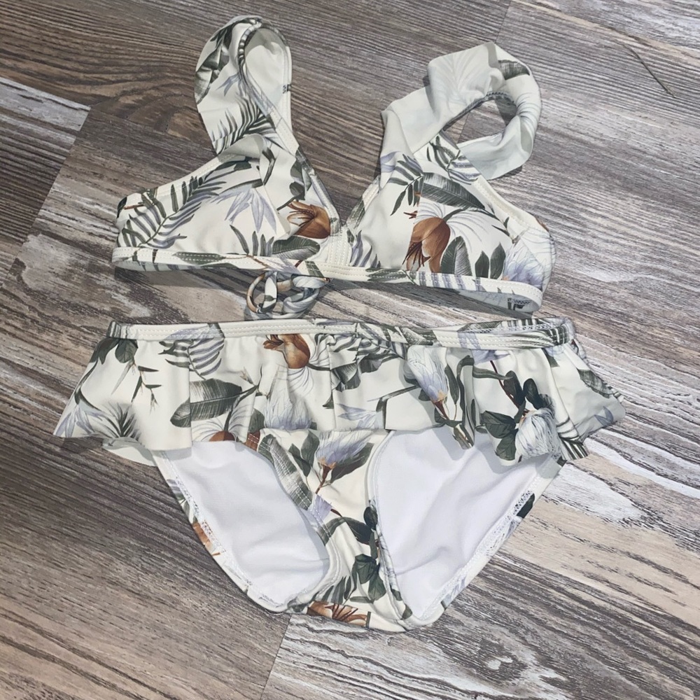 Girls bikini